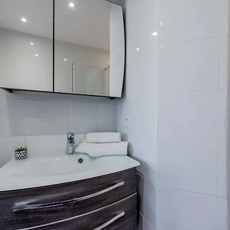 Palmyra-9 By Interhome Le Barcarès