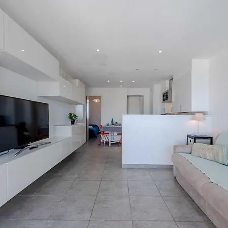 Palmyra-9 By Interhome *